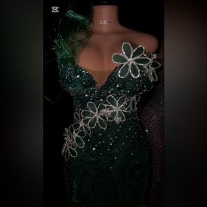 Elegant Green Floral Embellished Prom Dress